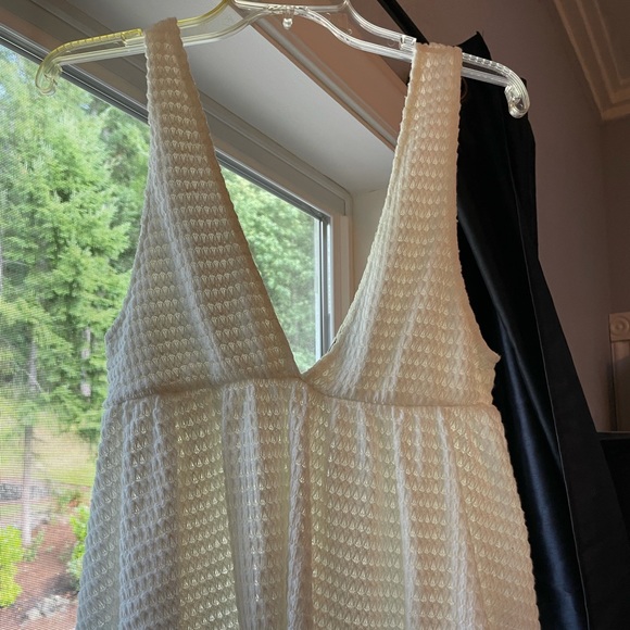 Urban Outfitters tank top - Picture 1 of 3